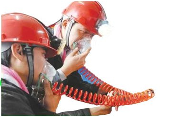 永成供應(yīng)箱式壓風自救裝置各地區(qū)煤礦均可安裝